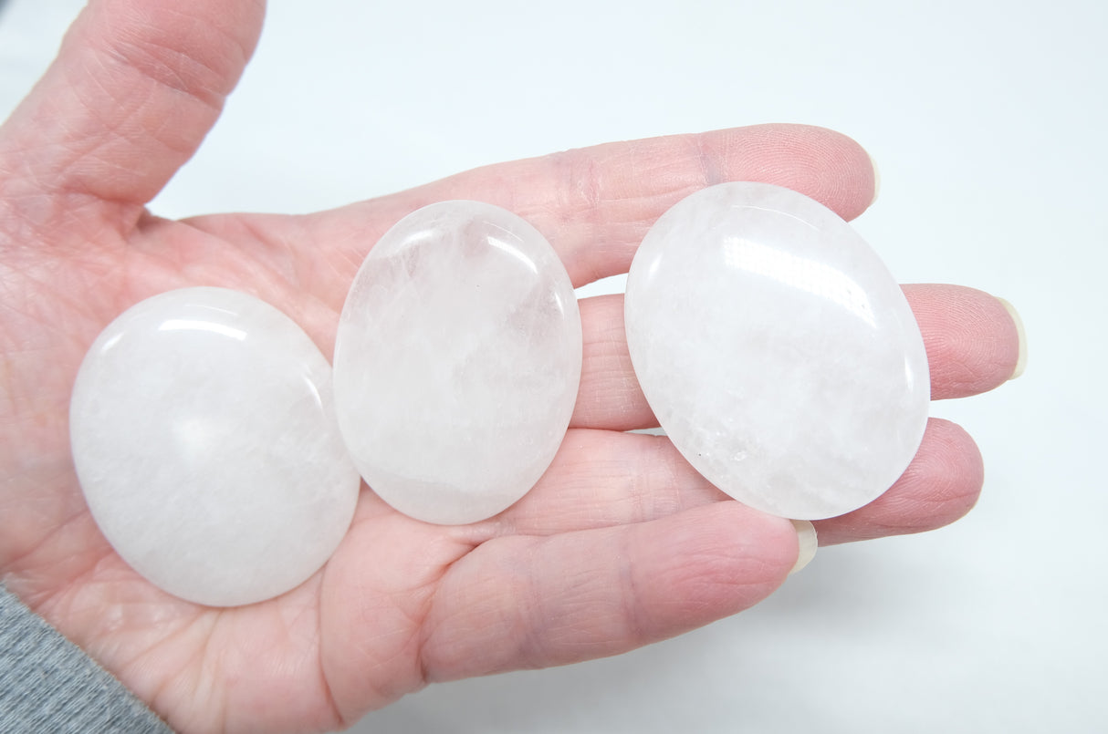 Various 45 mm Palm Stones