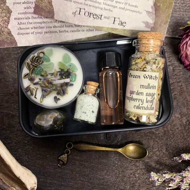 Green Witch Travel Altar | Witch Kit For Rituals & Spells