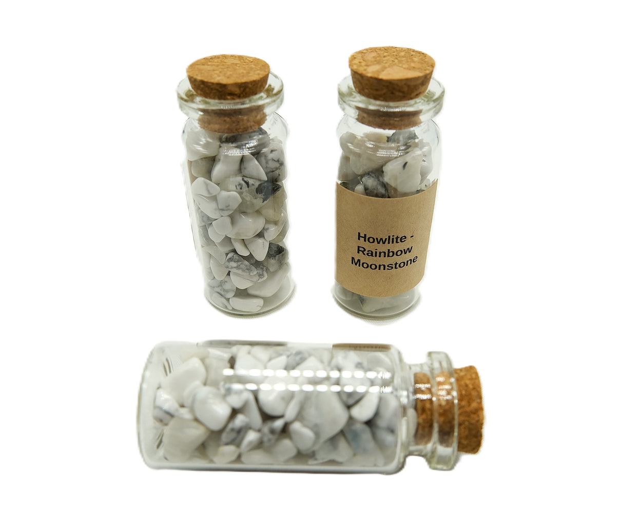 Crystal Chip Combo Bottle | Carnelian/Red Jasper or Howlite/Rainbow Moonstone