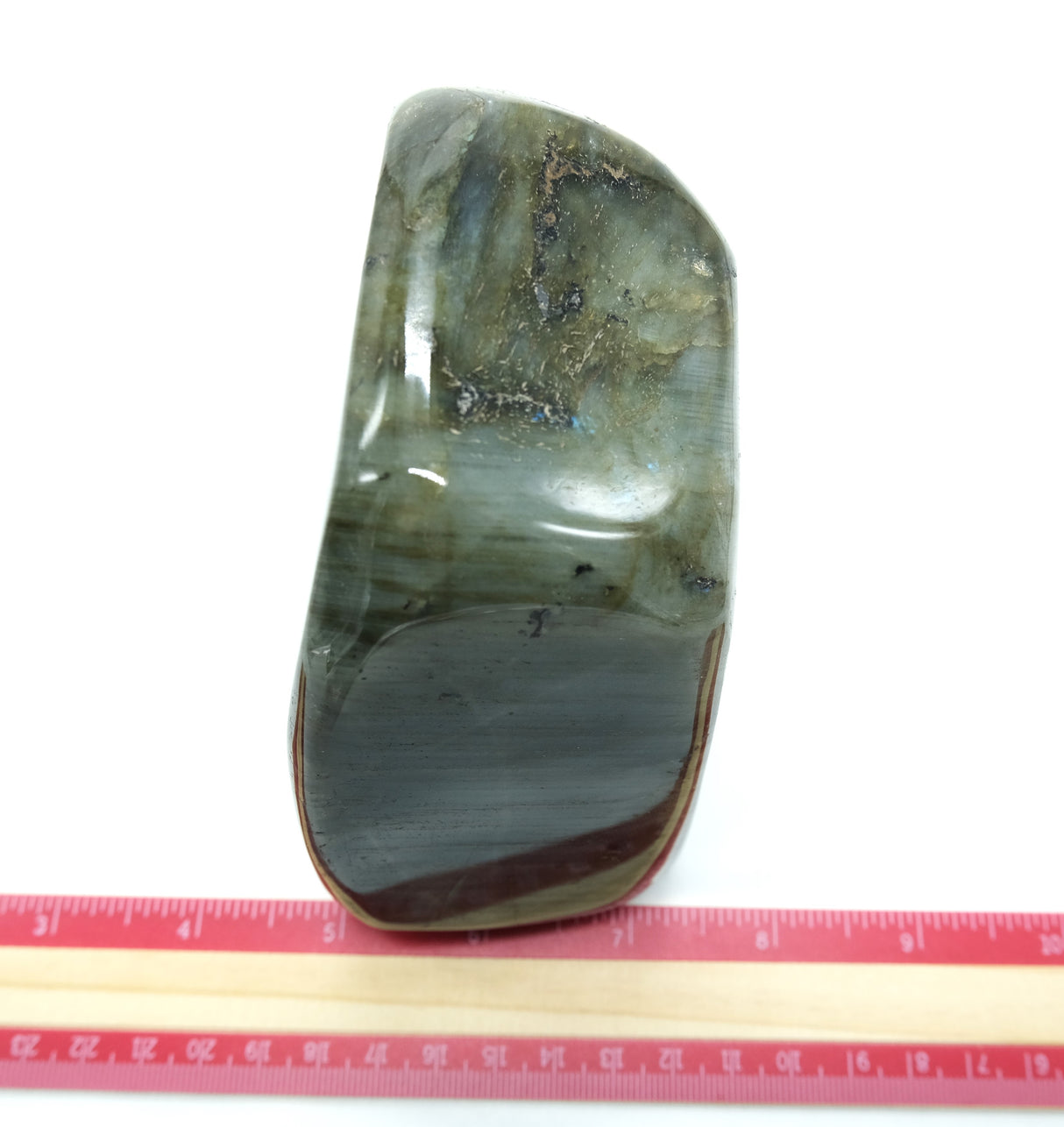 Large Polished Labradorite | 1478 g | Standing Flat Base | Reiki Charged