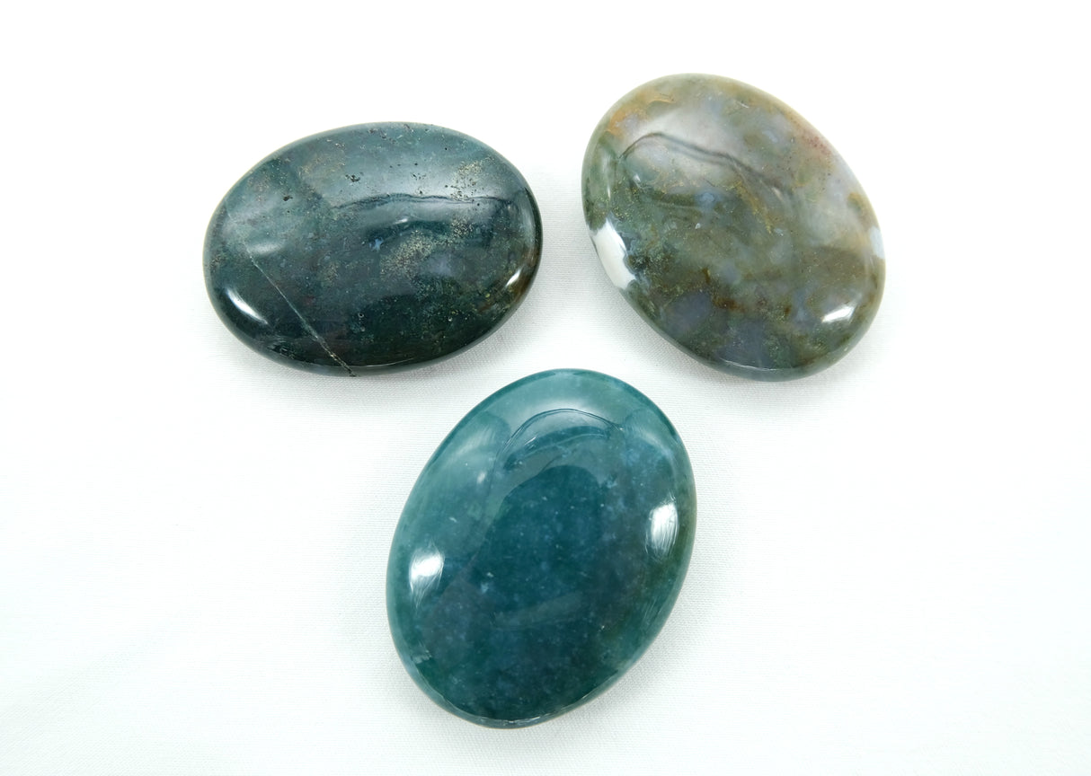 Various 45 mm Palm Stones