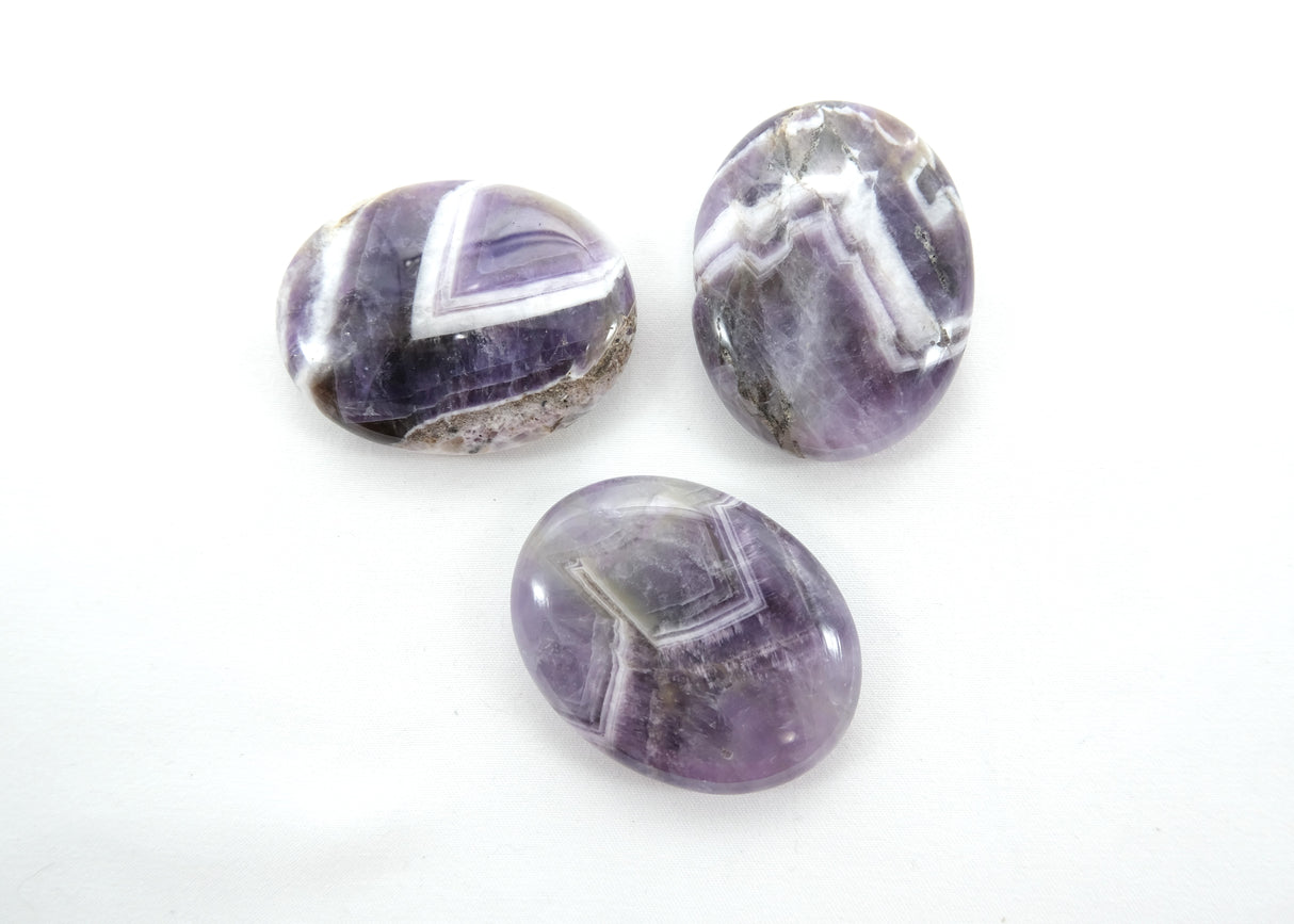 Various 45 mm Palm Stones