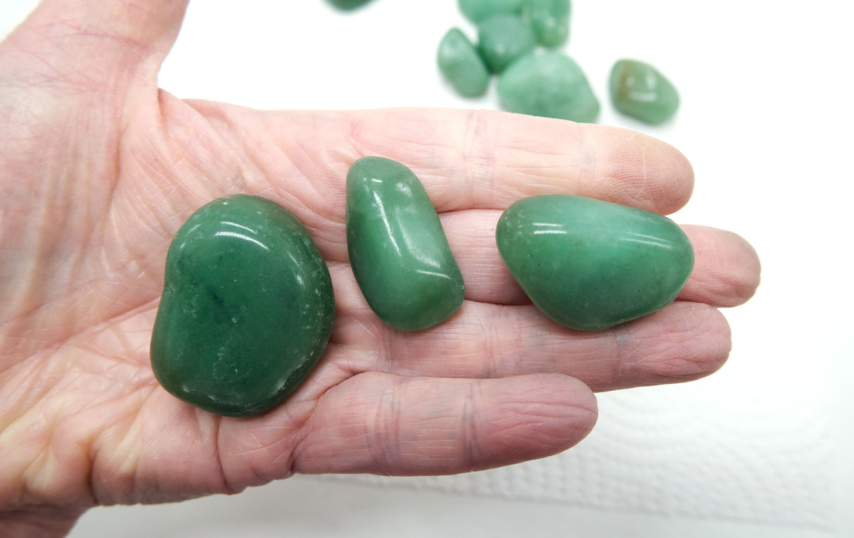 Green Aventurine Tumbled Stones 20 - 45 mm