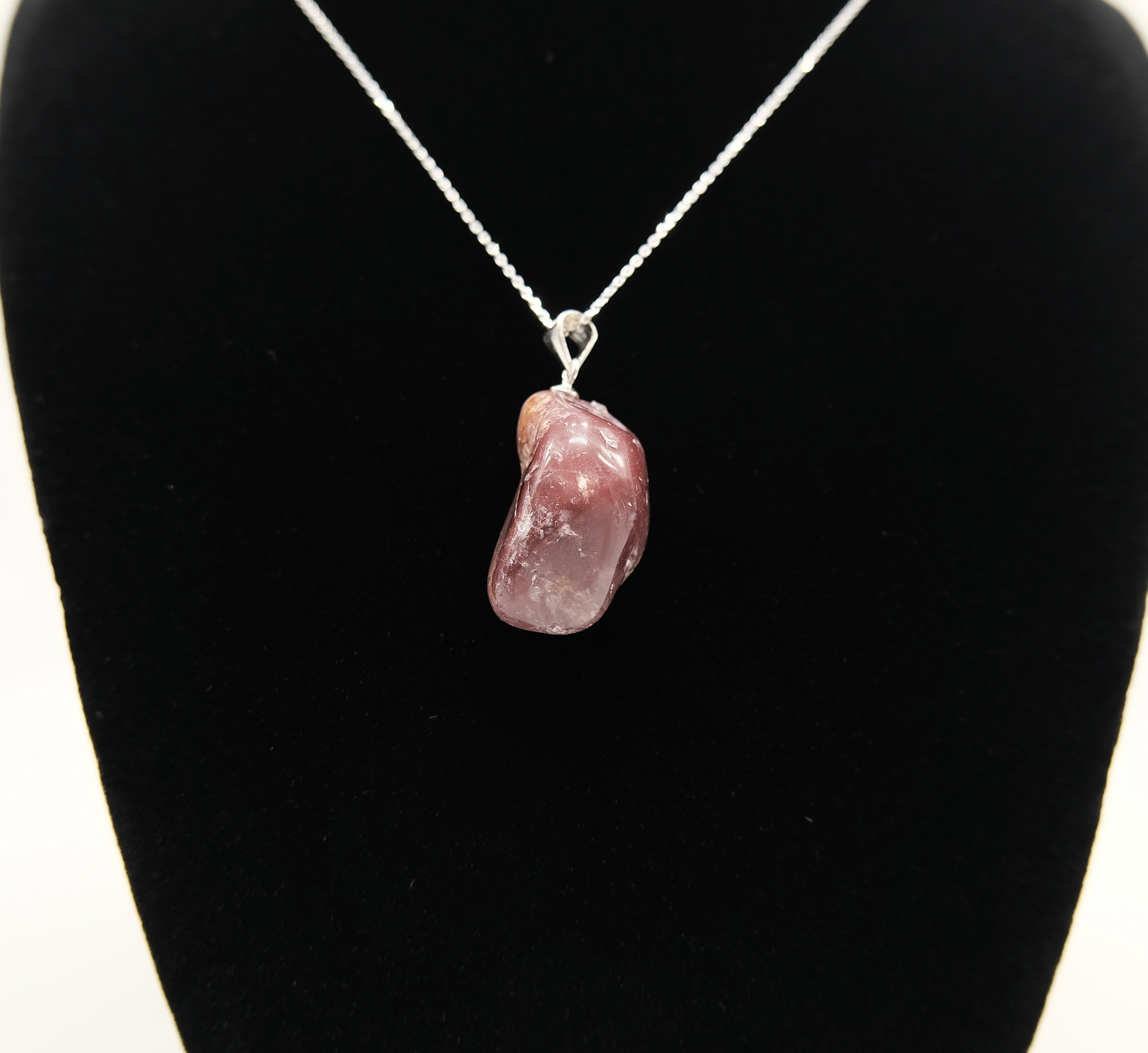 Lithium Quartz Tumbled Pendant Necklace on 18' Italian Sterling Silver Chain
