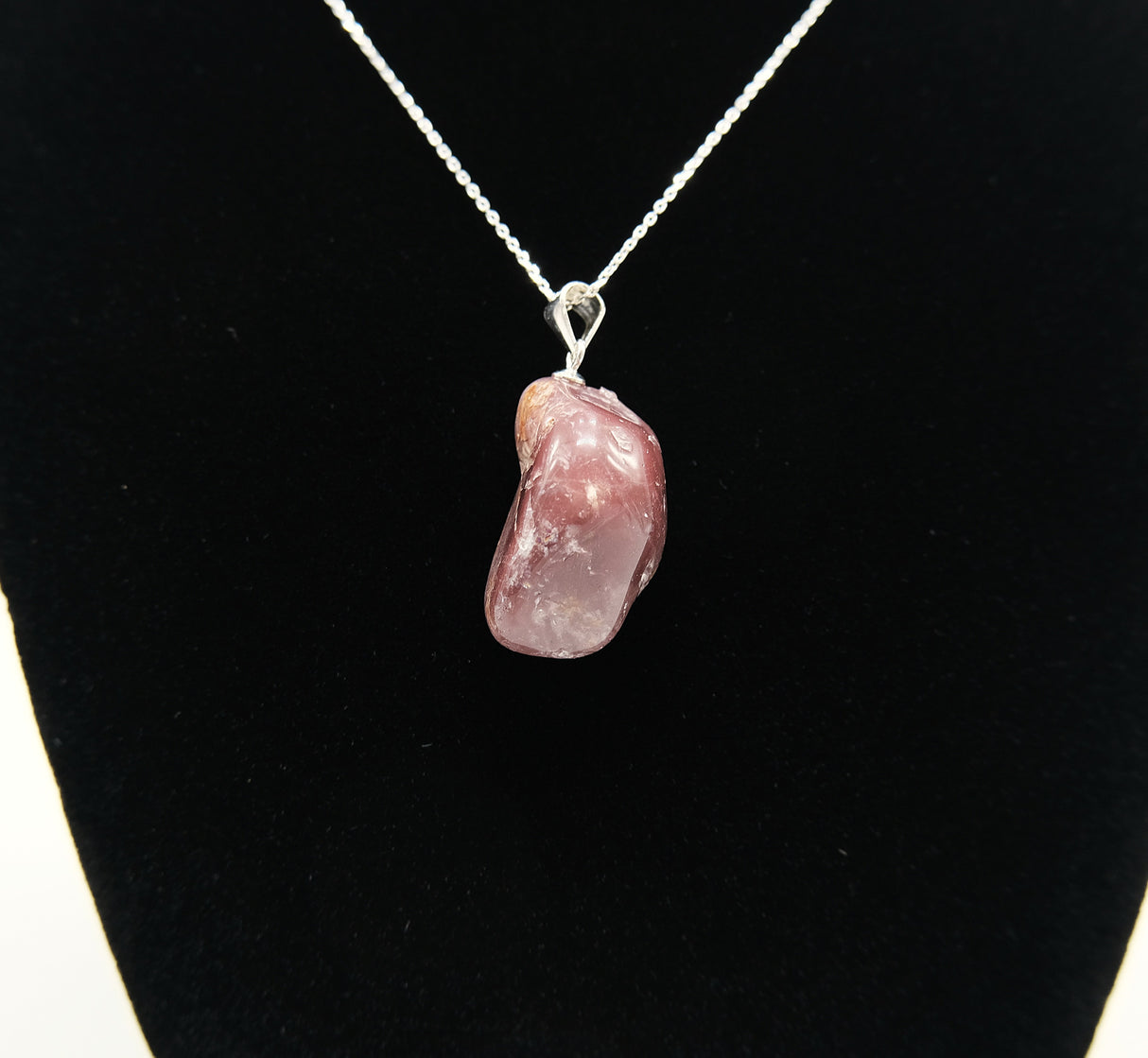 Lithium Quartz Tumbled Pendant Necklace on 18' Italian Sterling Silver Chain