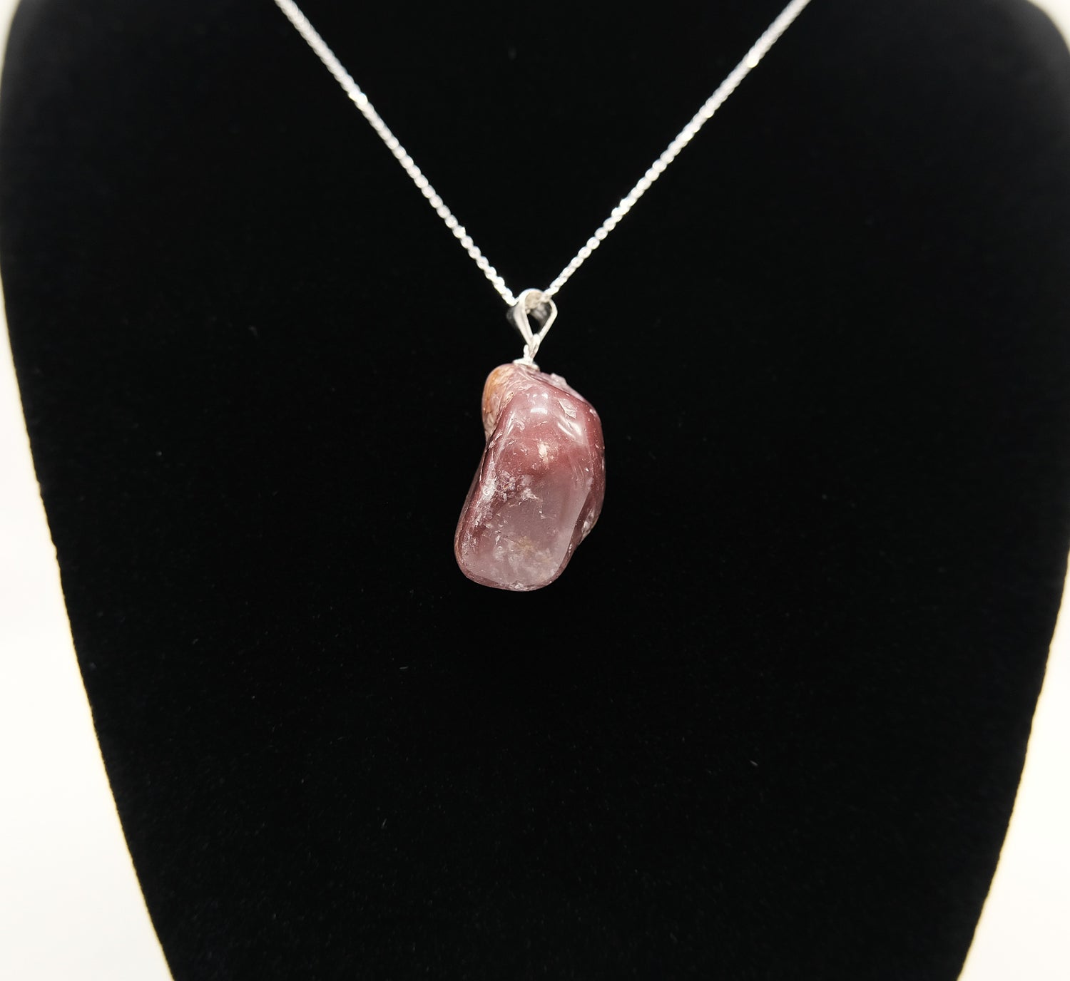 Lithium Quartz Tumbled Pendant Necklace on 18' Italian Sterling Silver Chain