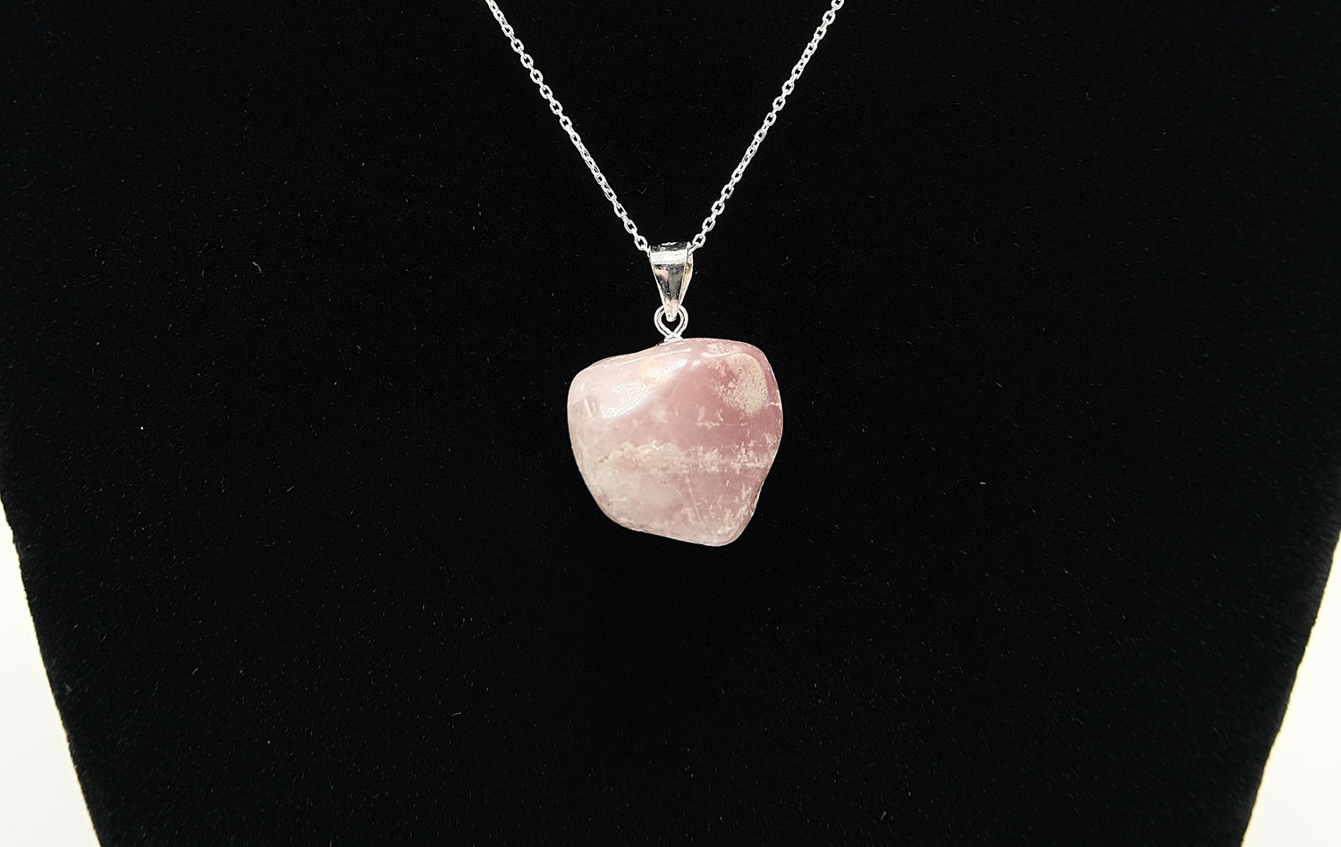 Lithium Quartz Tumbled Pendant Necklace on 18' Italian Sterling Silver Chain