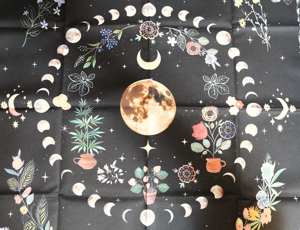 Moon and Flower Tarot Cloth Tapestry | Tarot Cloth