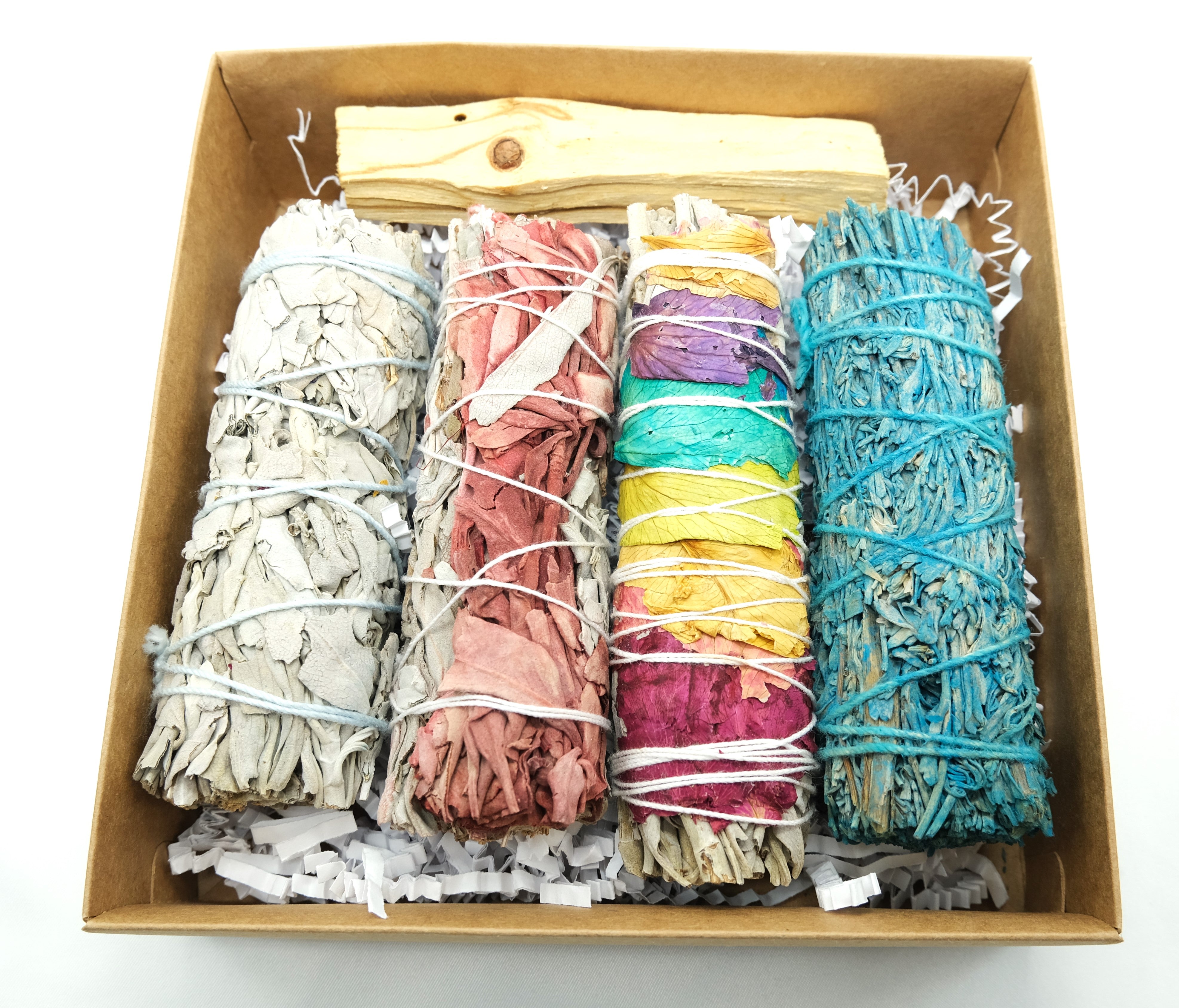 Palo Santo and White Sage Smudge Kit | Includes Nag Champa Sage, Dragons Blood Sage, 7 Chakra Rose Sage