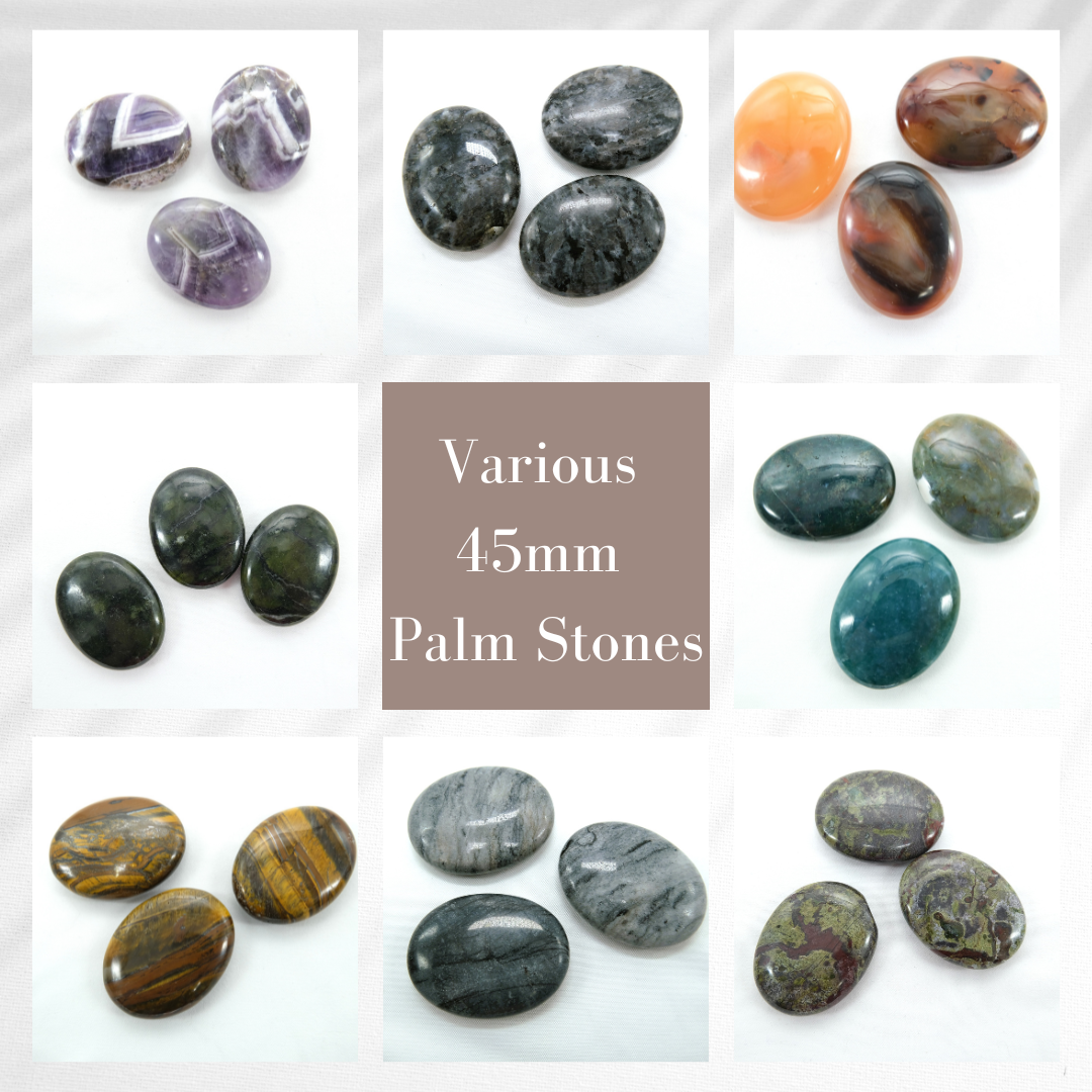 Various 45 mm Palm Stones